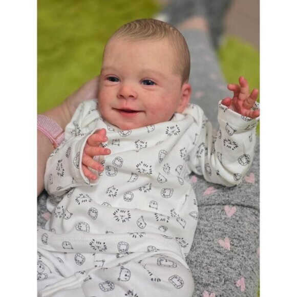 18 Inch Reborn Baby Dolls Real Life Newborn Baby Dolls Silicone Full Body Boy - Picture 2 of 5